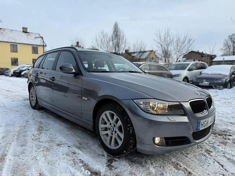Begagnad BMW 316 Comfort Edition 122 HK (89 kW) 2010 Grå Kombi