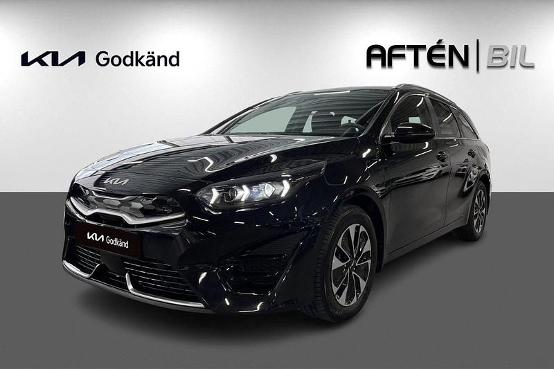 Svart Begagnad 2023 Kia Ceed Sportswagon Kombi | 309 000 kr (Dyr) - Bild 1/3