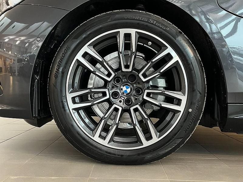 Ny BMW 530e M Sport 190 HK (139 kW) 2025 Grå Sedan