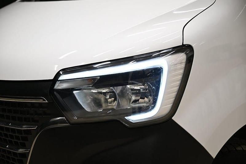 Begagnad Renault Master 180 HK (132 kW) 2020 Vit Minibuss