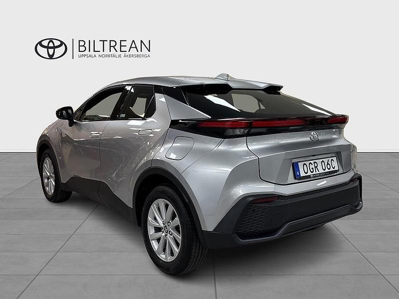 Ny Toyota C-HR 223 HK (164 kW) 2025 Silver SUV