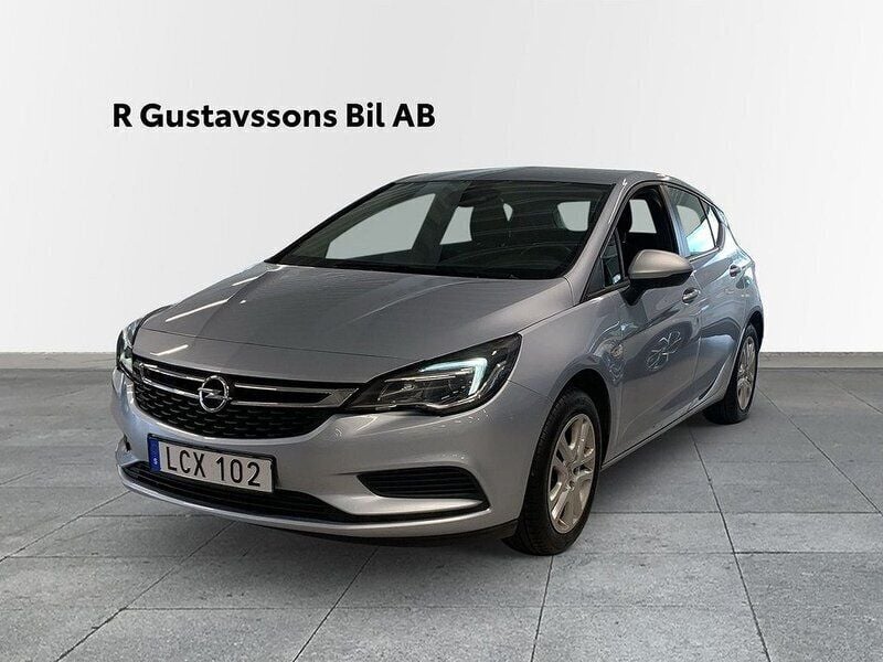 Grå Begagnad 2016 Opel Astra Enjoy Halvkombi | 109 900 kr (Marknadspris) - Bild 1/4