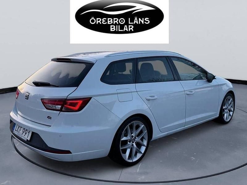 Begagnad Seat Leon ST FR 184 HK (135 kW) 2014 Vit Kombi