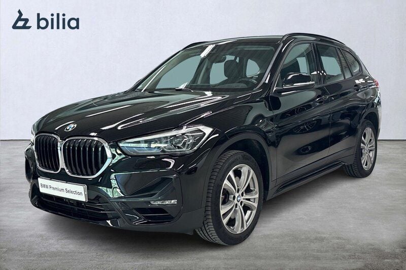 Svart Begagnad 2020 BMW X1 Sport Line SUV | 269 900 kr (Bra pris) - Bild 1/4