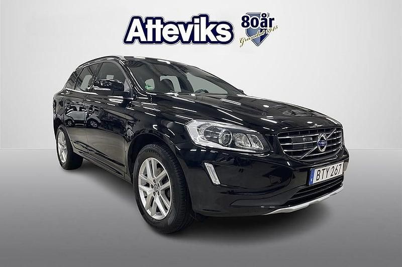 Svart Begagnad 2017 Volvo XC60 Momentum SUV | 219 500 kr (Bra pris) - Bild 1/4
