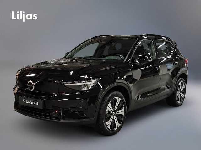 Svart Begagnad 2023 Volvo XC40 Core SUV | 339 000 kr - Bild 1/3