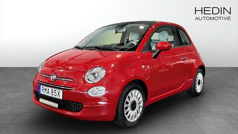 Röd (red) Begagnad 2019 Fiat 500 Halvkombi | 114 800 kr (Marknadspris) - Bild 1/4
