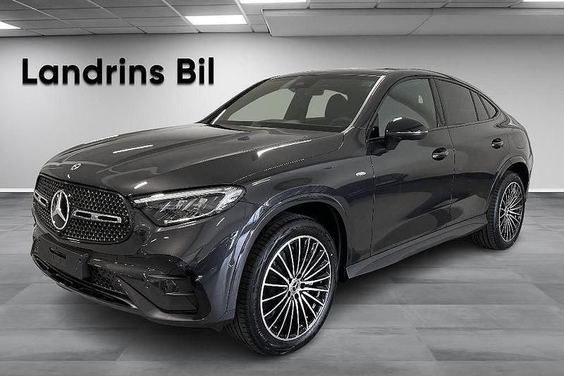 Ny Mercedes GLC300e AMG line 2025 Grafitgrå metallic Sportkupé