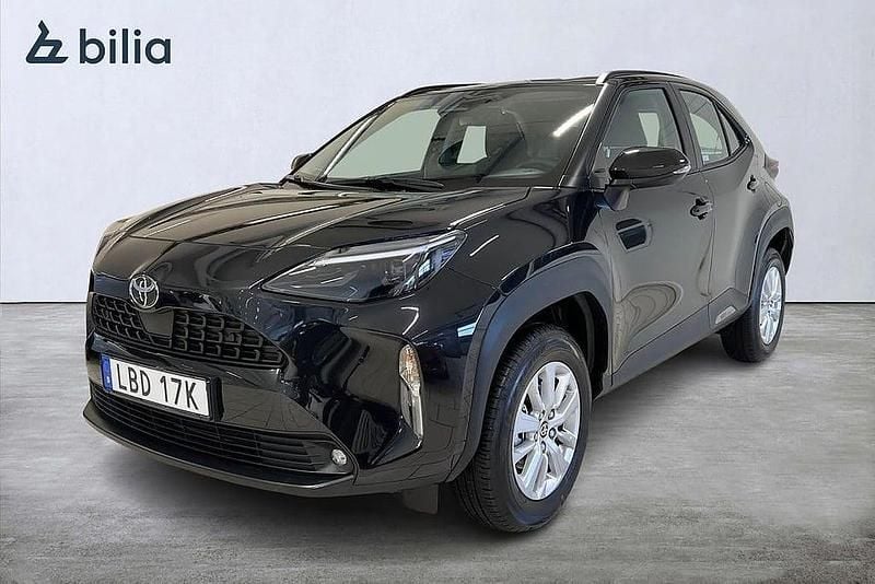 Ny Toyota Yaris Cross Active 92 HK (67 kW) 2025 Svart SUV
