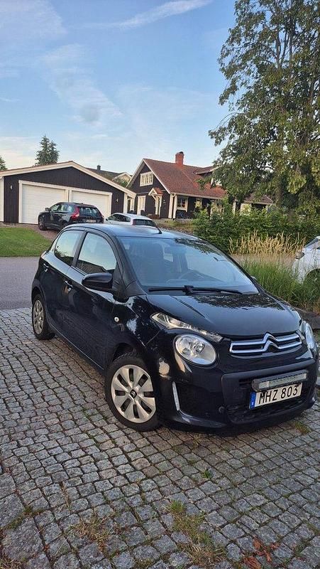 Svart Begagnad 2016 Citroën C1 Halvkombi | 59 000 kr (Lite dyr) - Bild 1/4