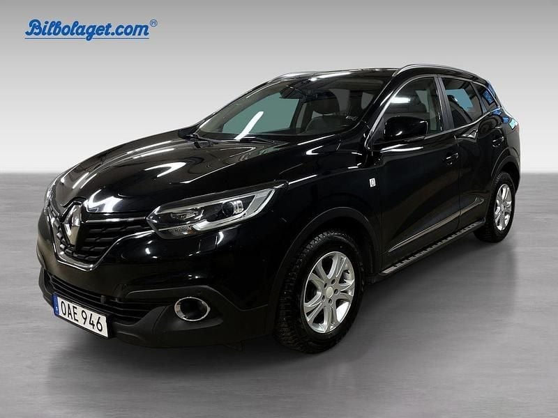 Svart Begagnad 2016 Renault Kadjar Zen SUV | 104 000 kr (Marknadspris) - Bild 1/4