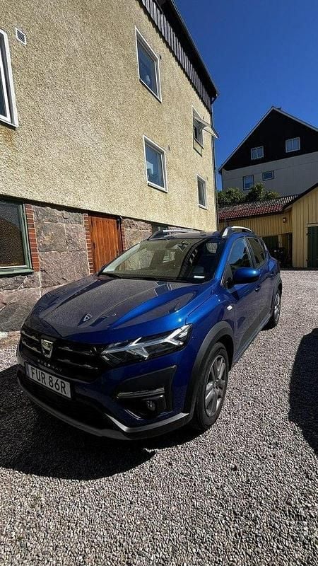 Begagnad 2021 Dacia Sandero Stepway Halvkombi | 124 900 kr (Lite dyr) - Bild 1/4