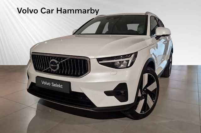 Vit Begagnad 2022 Volvo XC40 Ultimate SUV | 429 000 kr (Dyr) - Bild 1/3