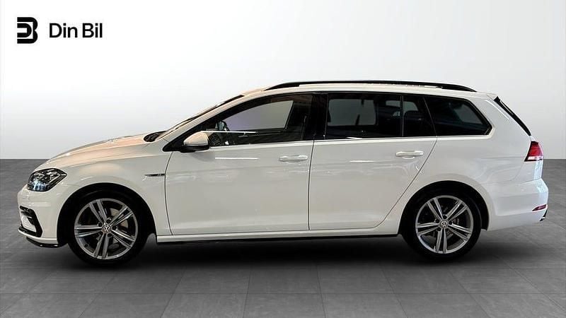 Begagnad VW Golf VII R-line 150 HK (110 kW) 2019 Vit Kombi