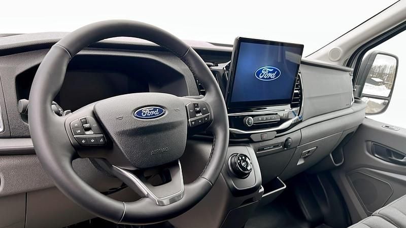 Begagnad Ford Transit Trend 165 HK (121 kW) 2025 Vit Pickup