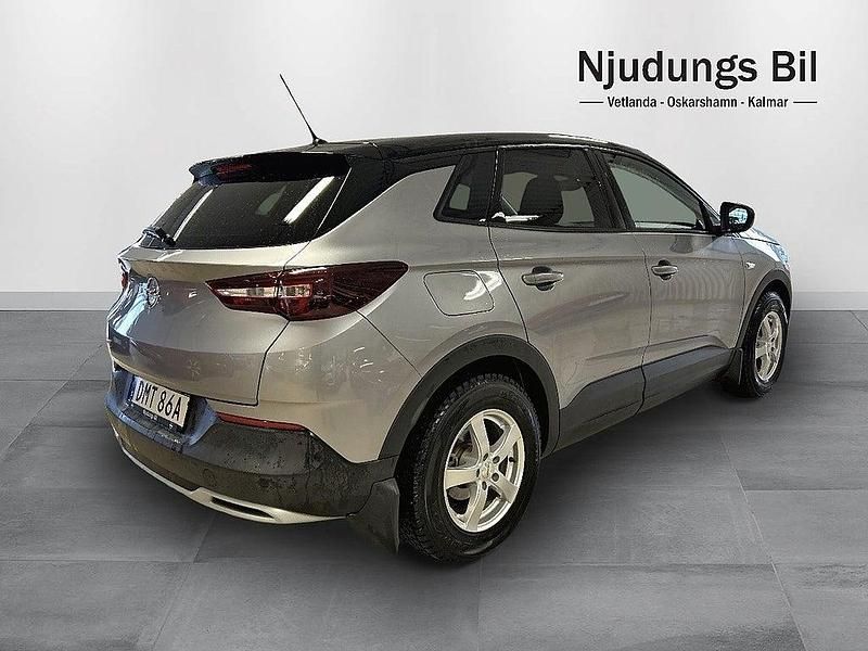Begagnad Opel Grandland X Design Edition 131 HK (96 kW) 2021 Grå SUV