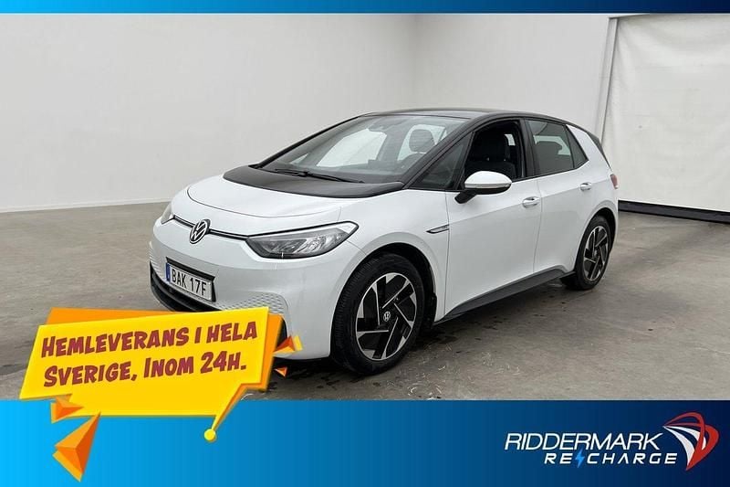 Vit Begagnad 2022 VW ID.3 Pro Performance Halvkombi | 248 900 kr (Marknadspris) - Bild 1/3