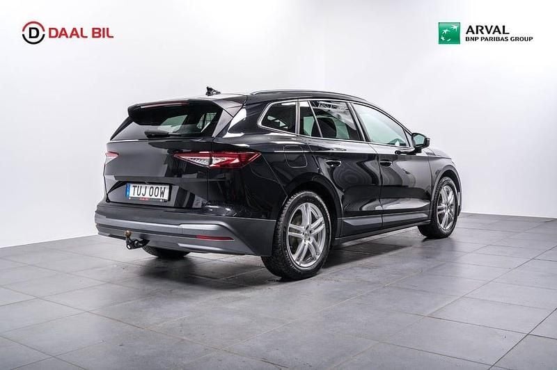 Begagnad Skoda Enyaq iV 150 kW (204 HK) 2022 Svart SUV