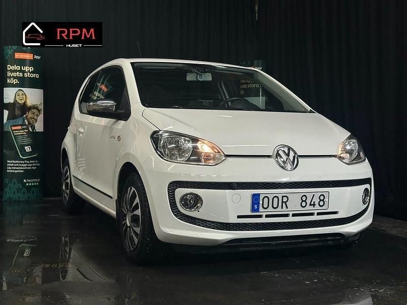 Vit Begagnad 2012 VW up! Edition Halvkombi | 46 900 kr (Marknadspris) - Bild 1/4