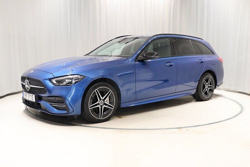 Blå Begagnad 2022 Mercedes C300e AMG line Kombi | 379 800 kr (Marknadspris) - Bild 1/4