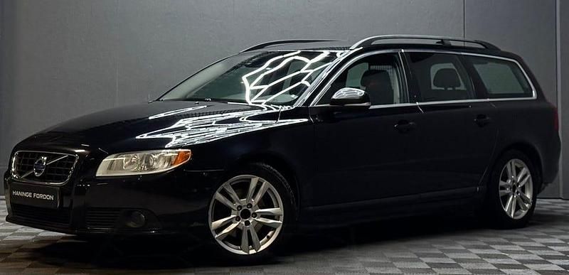 Svart Begagnad 2014 Volvo V70 Kombi | 59 900 kr (Superpris) - Bild 1/4