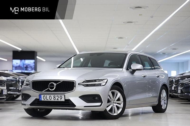 Silver Begagnad 2018 Volvo V60 Momentum Kombi | 249 900 kr (Marknadspris) - Bild 1/3