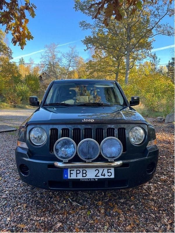 Blå Begagnad 2007 Jeep Patriot SUV | 50 000 kr - Bild 1/4