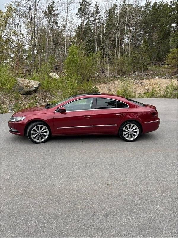 Begagnad VW CC 160 HK (117 kW) 2013 Röd Sedan