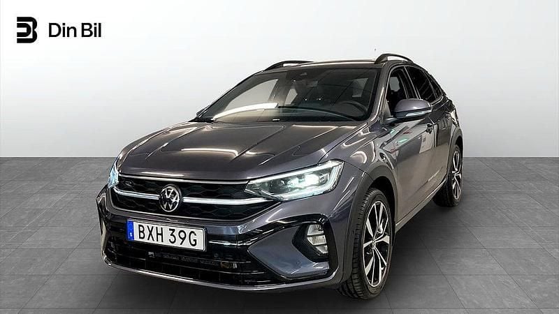 Svart Begagnad 2025 VW Taigo R-line SUV | 259 900 kr (Marknadspris) - Bild 1/4