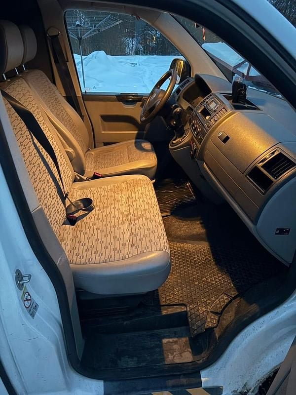 Begagnad VW T5 140 HK (102 kW) 2011 Van