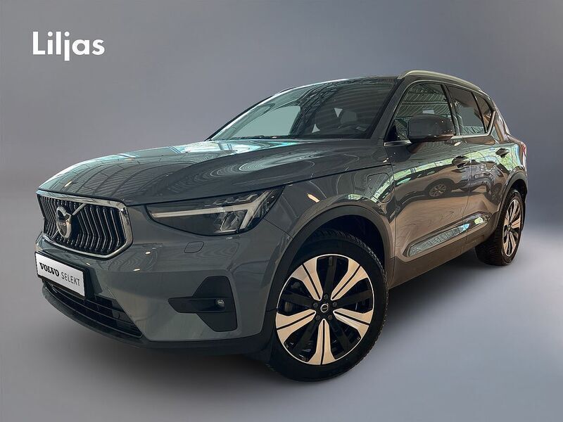 Grå Begagnad 2023 Volvo XC40 Ultimate SUV | 419 000 kr (Lite dyr) - Bild 1/3