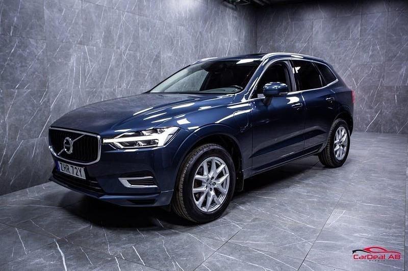 Begagnad Volvo XC60 Momentum 392 HK (288 kW) 2020 Blå SUV