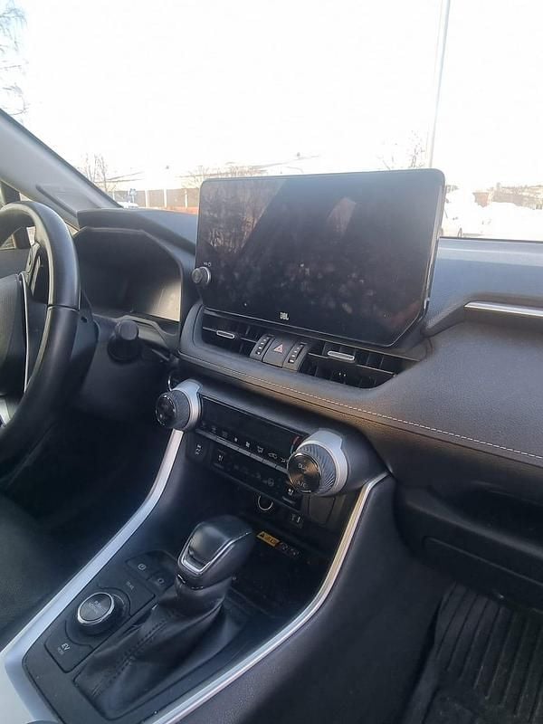 Begagnad Toyota RAV4 Hybrid Executive 222 HK (163 kW) 2025 Kaki grön SUV