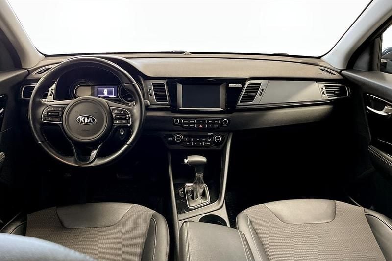 Begagnad Kia Niro 143 HK (105 kW) 2019 Blå SUV