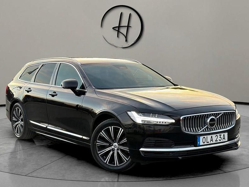 Svart Begagnad 2022 Volvo V90 Kombi | 339 900 kr - Bild 1/4