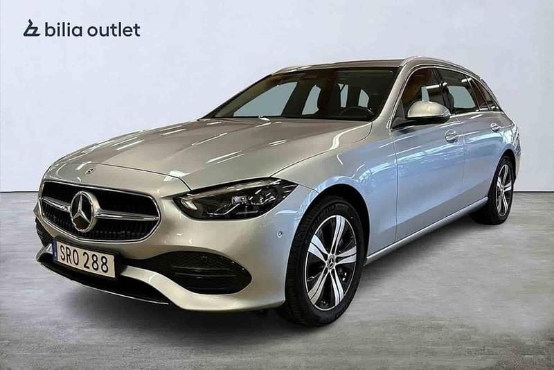 Silver Begagnad 2022 Mercedes C300e Kombi | 389 800 kr (Superpris) - Bild 1/1