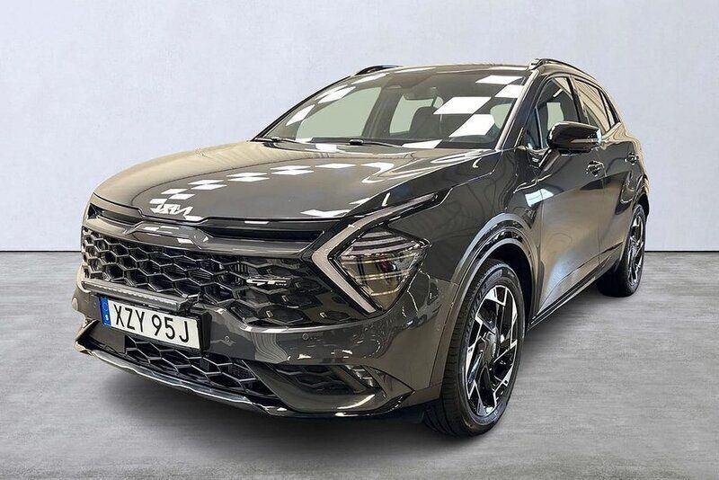 Grå Begagnad 2024 Kia Sportage GT-Line SUV | 449 000 kr (Marknadspris) - Bild 1/4