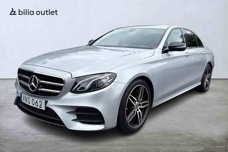 Silver Begagnad 2017 Mercedes E220 Sedan | 314 900 kr (Lite dyr) - Bild 1/1