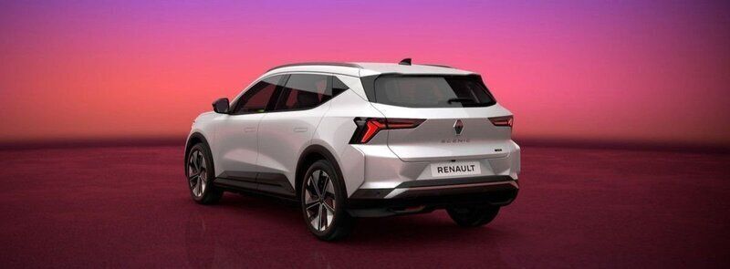 Begagnad Renault Scénic Evolution 150 kW (204 HK) 2024 Vit Minibuss