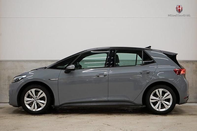 Grå Begagnad 2021 VW ID.3 Pro Performance Halvkombi | 229 800 kr (Bra pris) - Bild 1/4