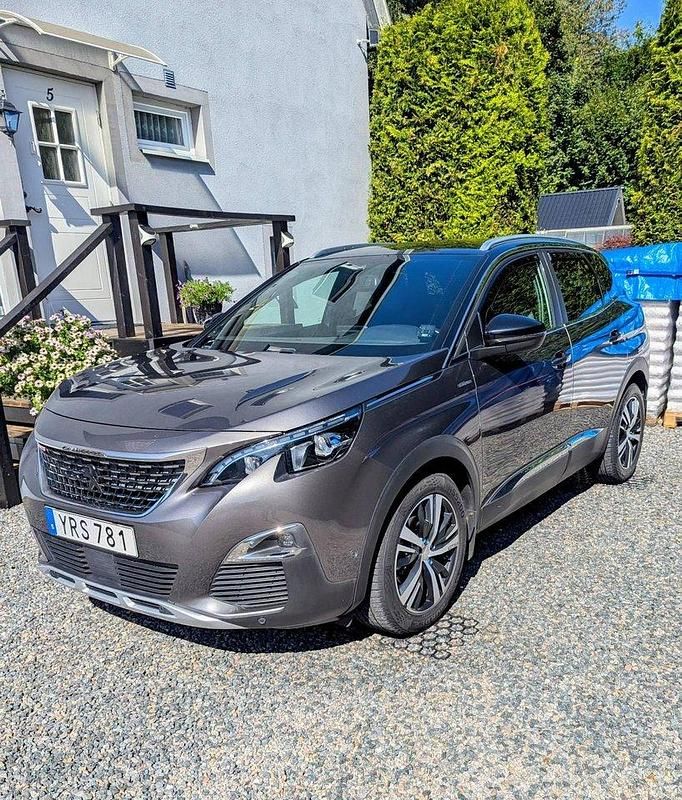 Begagnad 2017 Peugeot 3008 GT-line SUV | 185 000 kr (Marknadspris) - Bild 1/4
