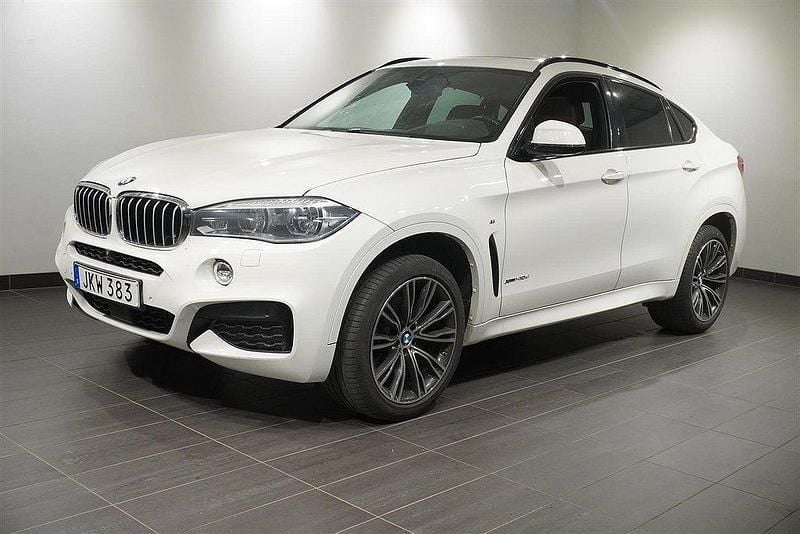 Vit (alpinvit) Begagnad 2018 BMW X6 M Sport SUV | 499 800 kr - Bild 1/2