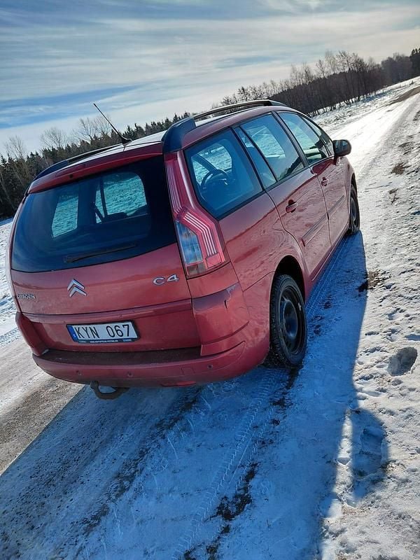 Begagnad Citroën Grand C4 Picasso 120 HK (88 kW) 2010 Minibuss