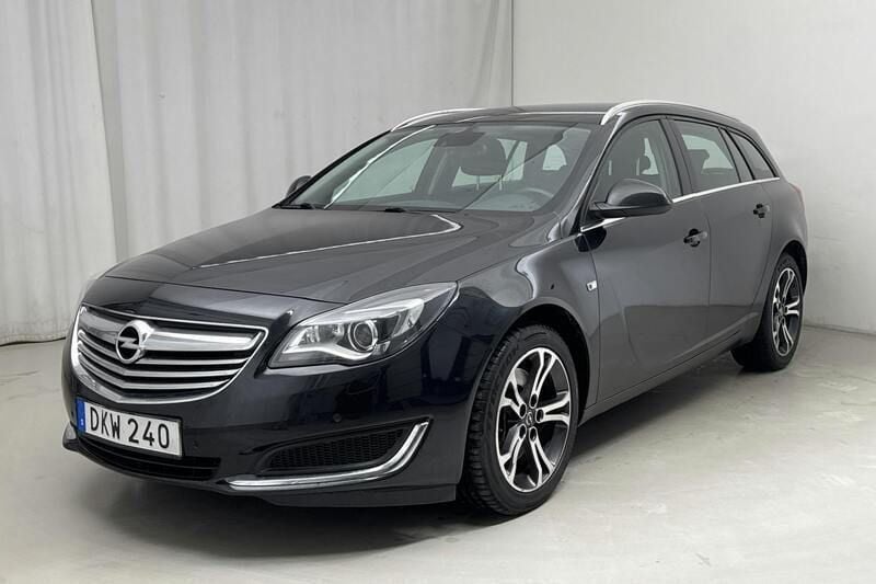 Svart Begagnad 2014 Opel Insignia Edition Sedan | 124 800 kr - Bild 1/4