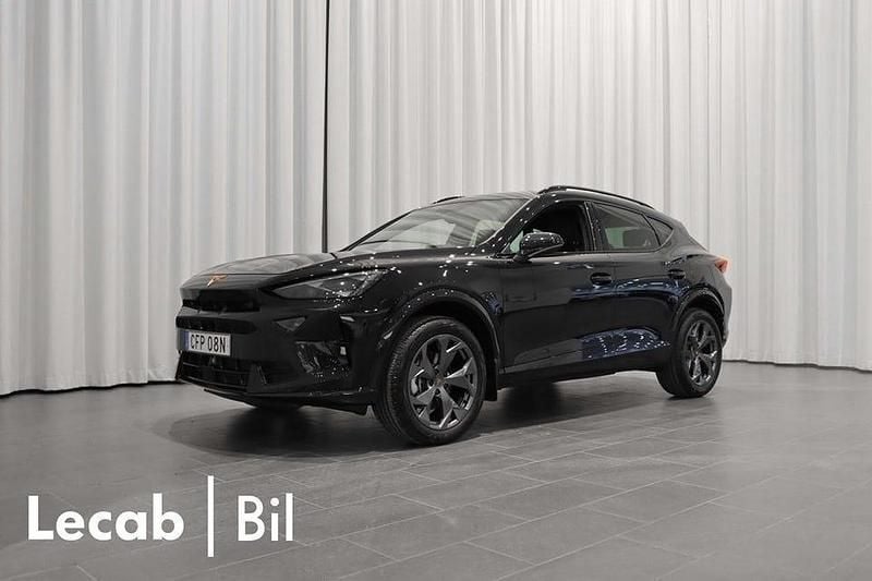 Midnight black metallic Ny 2025 Cupra Formentor SUV | 337 300 kr (Marknadspris) - Bild 1/4