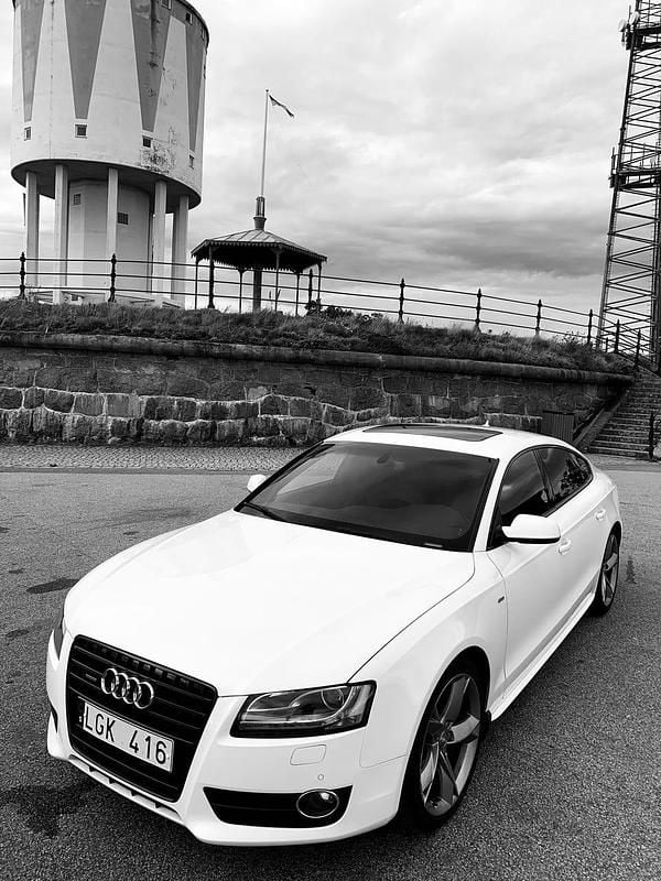 Begagnad 2011 Audi A5 Sportback Halvkombi | 100 000 kr (Marknadspris) - Bild 1/4