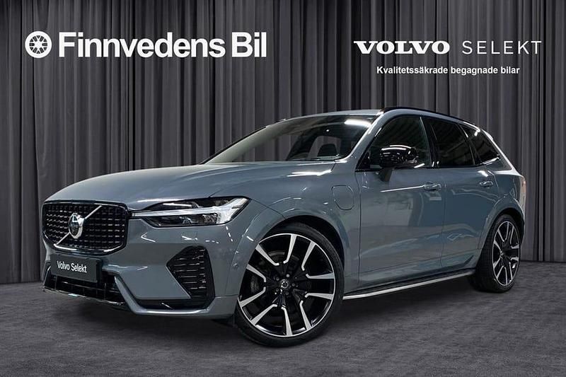 Grå Begagnad 2022 Volvo XC60 R-Design SUV | 479 000 kr (Marknadspris) - Bild 1/4