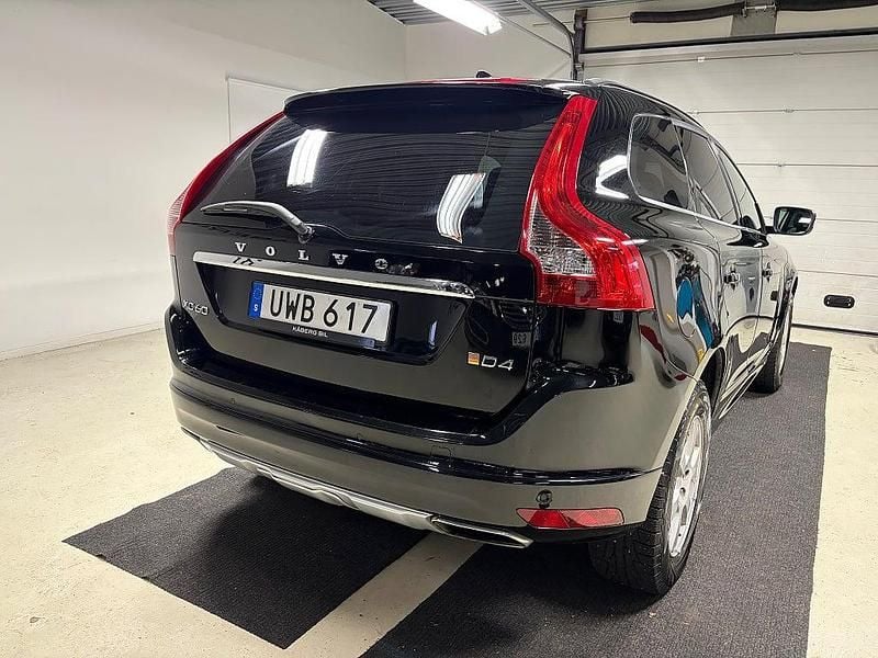 Begagnad Volvo XC60 181 HK (133 kW) 2014 Svart SUV