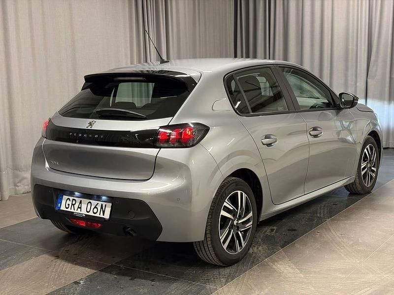 Begagnad Peugeot 208 Active 75 HK (55 kW) 2022 Grå Halvkombi