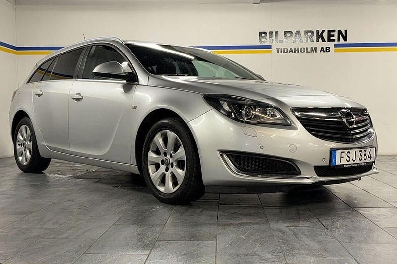 Begagnad Opel Insignia 141 HK (103 kW) 2015 Grå Kombi